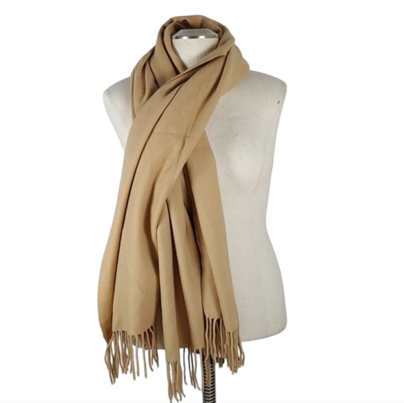 Danier Accessories - EUC Danier 100% Cashmere Scarf Y2K 76 x 28.5"